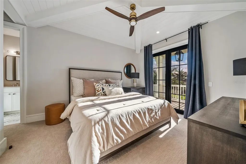 535 70th Street Holmes Beach FL 34217