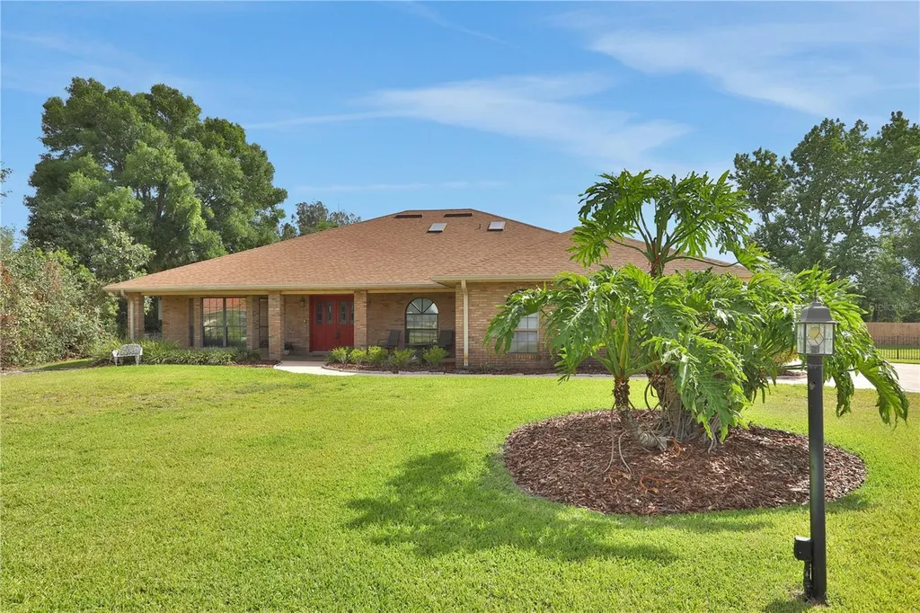 518 Brokenshire Drive Debary FL 32713
