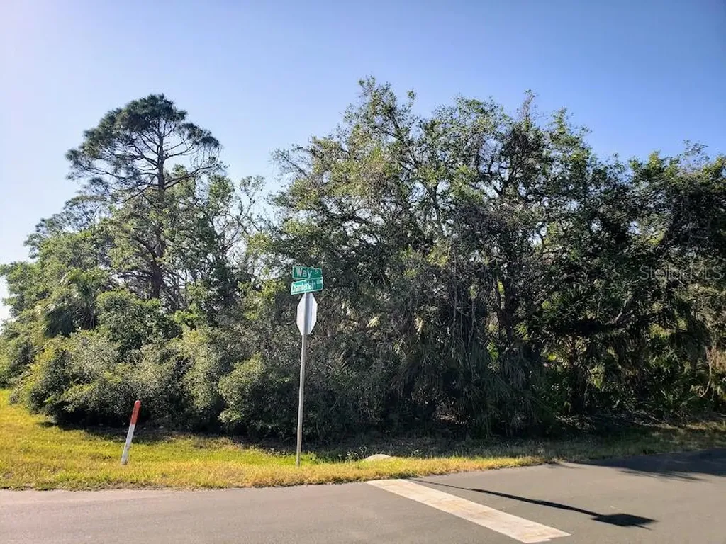 15492 Chamberlain Boulevard Port Charlotte FL 33953