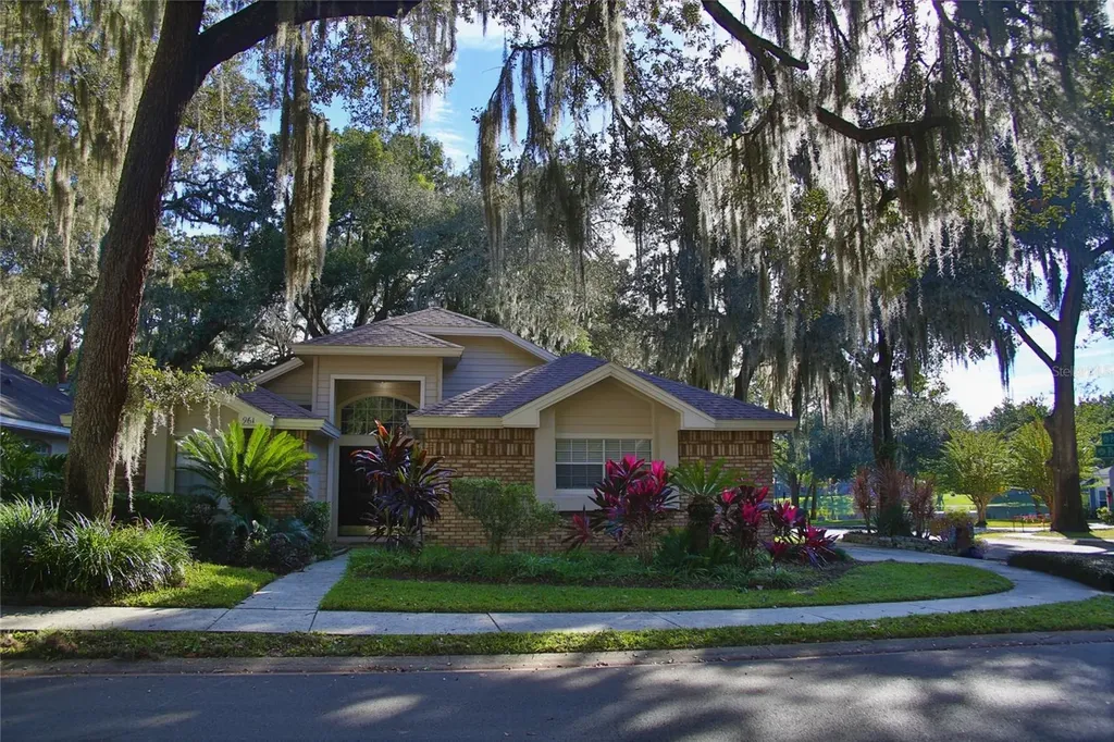 961 Piedmont Oaks Drive Apopka FL 32703