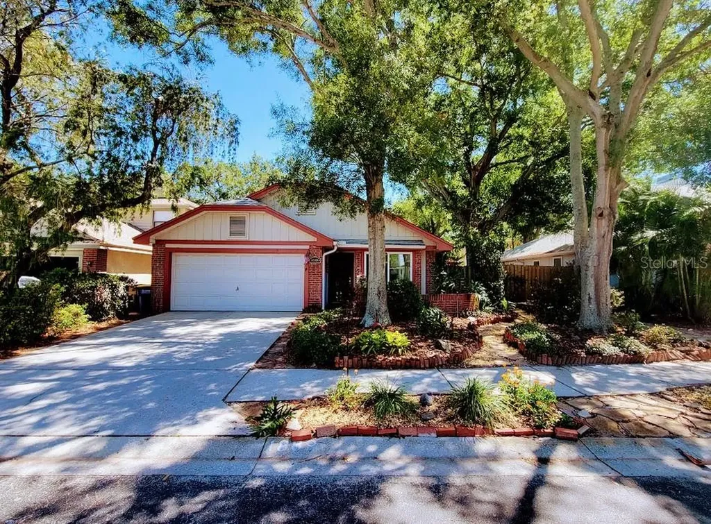 1889 Springwood Circle N Clearwater FL 33763
