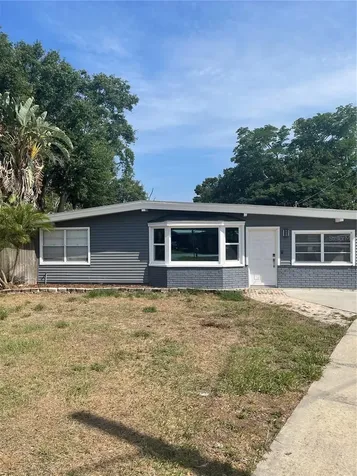 3915 W Elmwood Terrace Tampa FL 33616