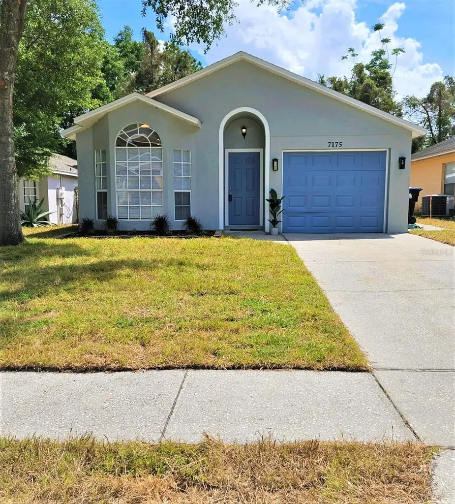 7175 Edgewater Shores Court Orlando FL 32810