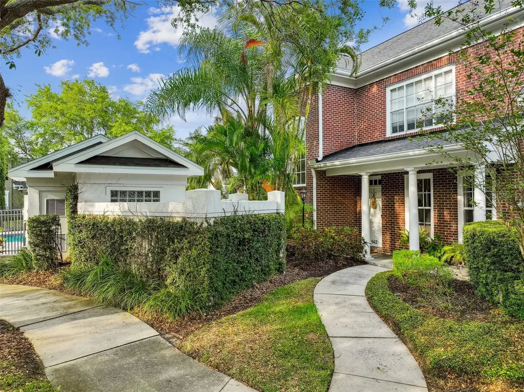 942 Harbour Bay Drive Tampa FL 33602