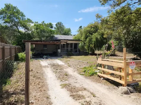 2903 Airport Road Plant City FL 33563