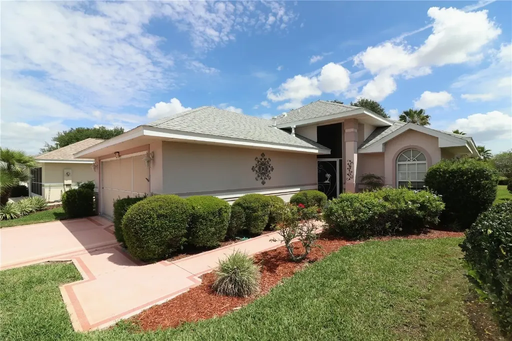21908 Royal Street Georges Lane Leesburg FL 34748