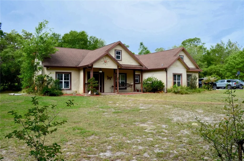701 Breezy Oak Court Deland FL 32724