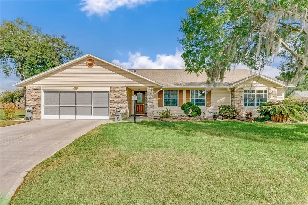 26327 Newcombe Circle Leesburg FL 34748