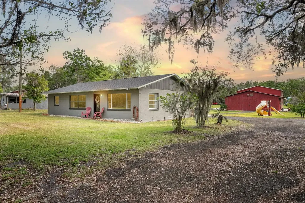 275 Dixon Lake Road Osteen FL 32764