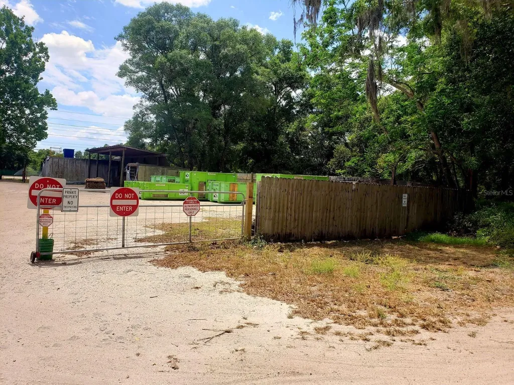 8751 Ridge Road New Port Richey FL 34654