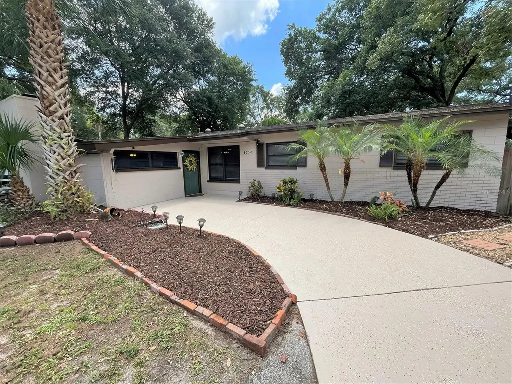 8350 Flame Vine Avenue Seminole FL 33777