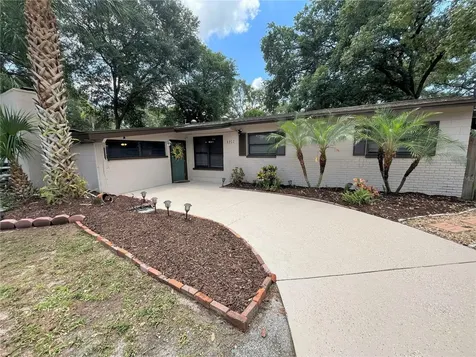 8350 Flame Vine Avenue Seminole FL 33777