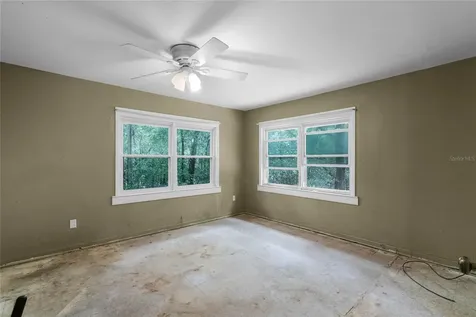 4876 W Kelly Park Road Apopka FL 32712