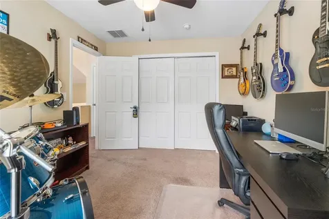 8522 Broken Willow Court Tampa FL 33647