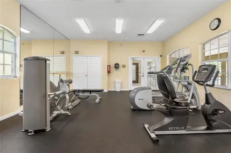 8522 Broken Willow Court Tampa FL 33647