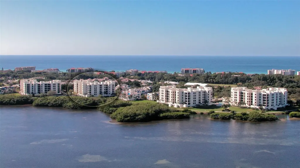 1932 Harbourside Drive Longboat Key FL 34228