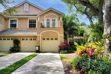 402 Fan Palm Court NE St Petersburg FL 33703
