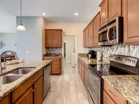 8948 Bismarck Palm Road Kissimmee FL 34747