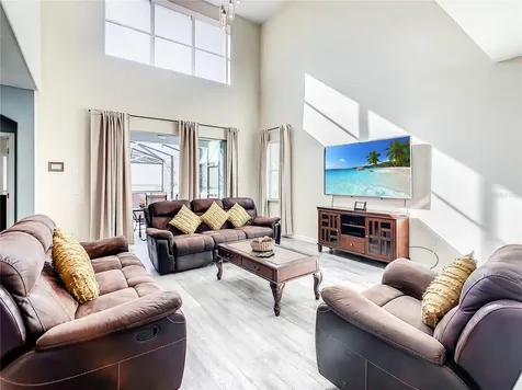8948 Bismarck Palm Road Kissimmee FL 34747