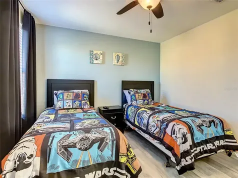 8948 Bismarck Palm Road Kissimmee FL 34747