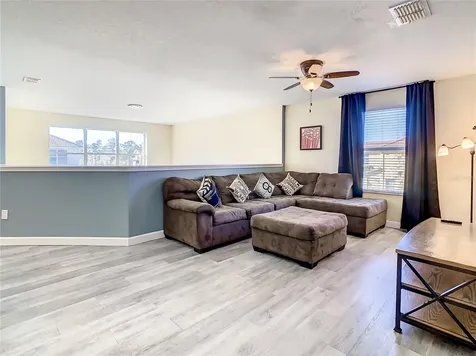 8948 Bismarck Palm Road Kissimmee FL 34747