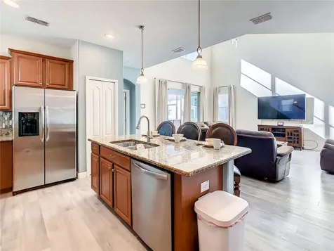 8948 Bismarck Palm Road Kissimmee FL 34747