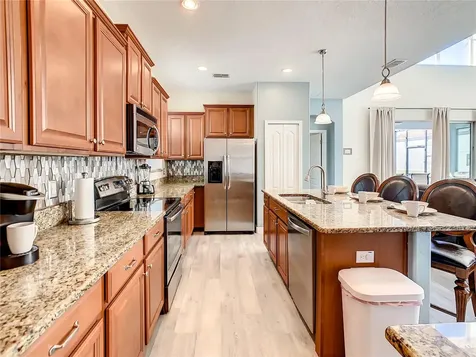 8948 Bismarck Palm Road Kissimmee FL 34747