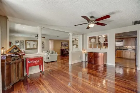 7019 77th Street N Pinellas Park FL 33781