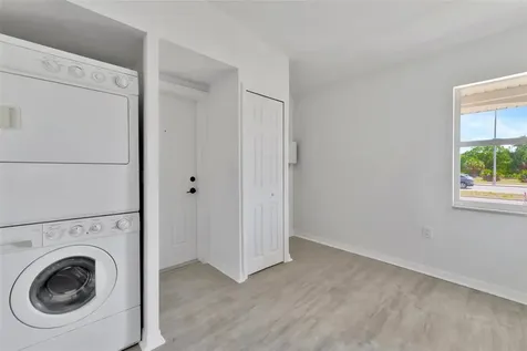 5039 Bee Ridge Road Sarasota FL 34233