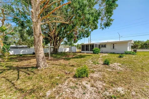 5039 Bee Ridge Road Sarasota FL 34233