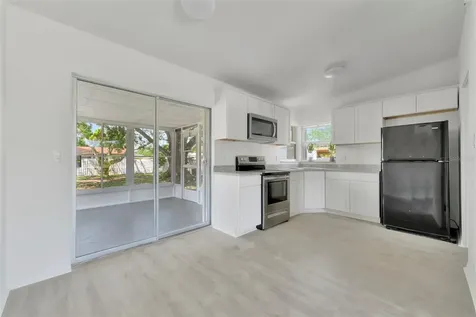 5039 Bee Ridge Road Sarasota FL 34233