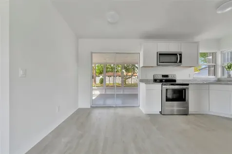 5039 Bee Ridge Road Sarasota FL 34233