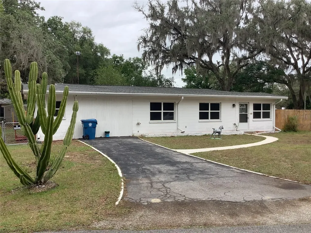 33405 Pleasant Lane Dade City FL 33523