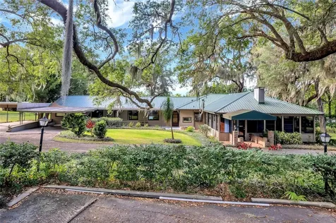 9033 Silver Lake Drive Leesburg FL 34788