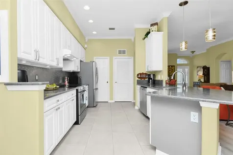 5221 Indian Ocean Loop Tavares FL 32778