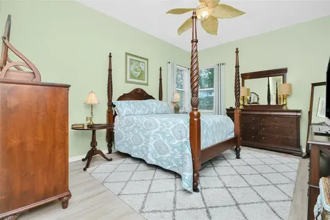 5221 Indian Ocean Loop Tavares FL 32778