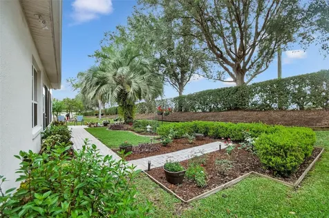 5221 Indian Ocean Loop Tavares FL 32778
