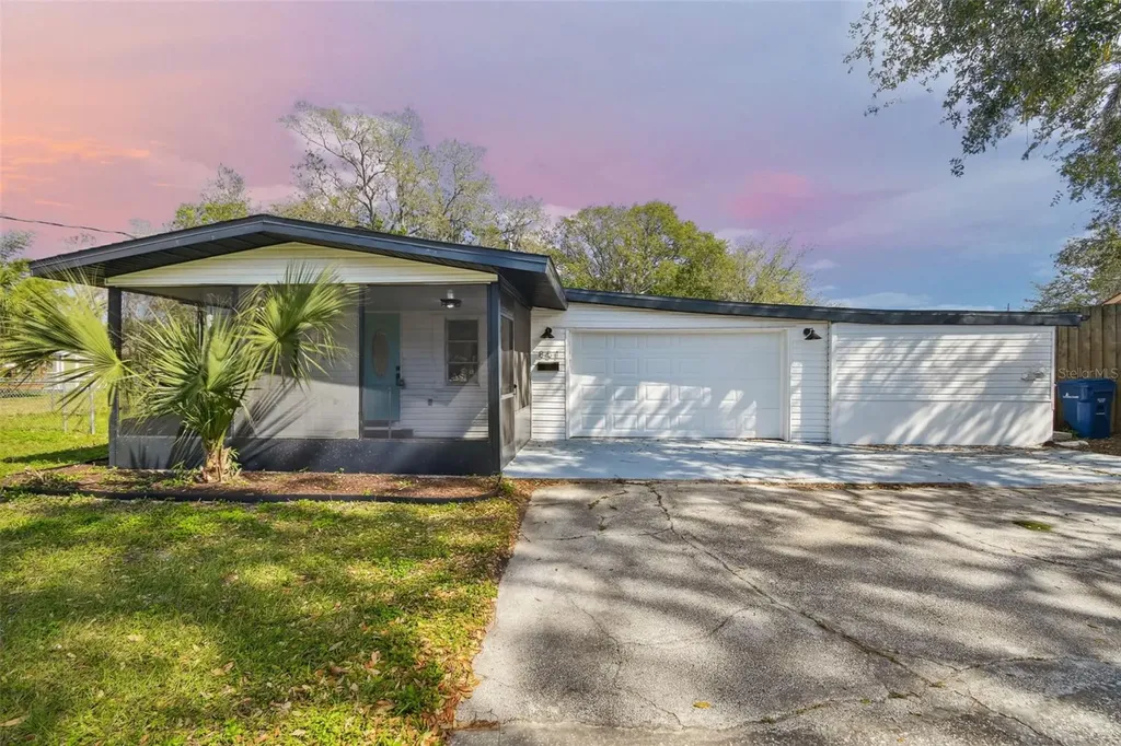 851 Hand Avenue Sarasota FL 34232