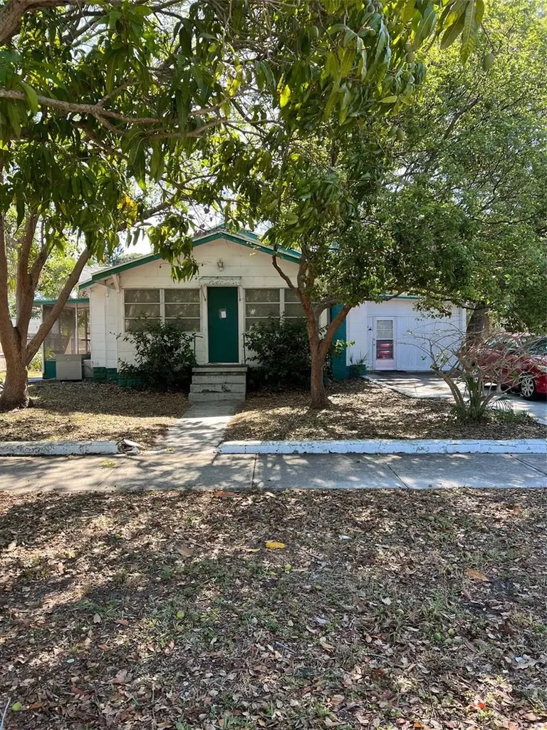 2408 Beach Boulevard S Gulfport FL 33707