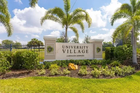 7636 Alumni Trail Sarasota FL 34243