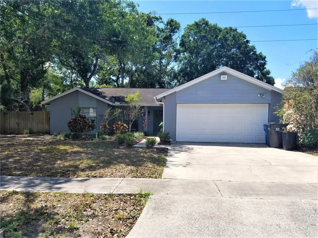 8201 La Serena Drive Tampa FL 33614