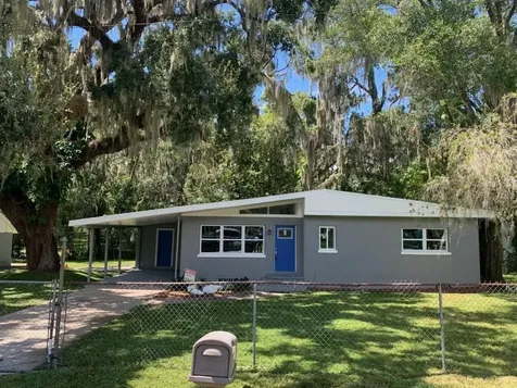 907 N Knight Street Plant City FL 33563