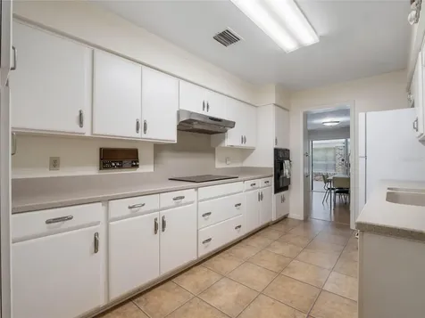 5300 E Grant Street Orlando FL 32812