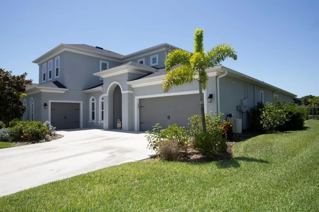 6910 Park Strand Drive Apollo Beach FL 33572