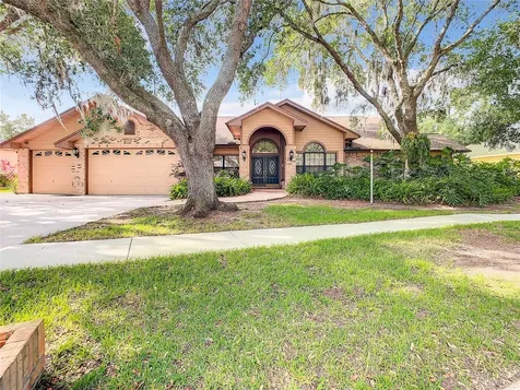 2107 Heritage Crest Drive Valrico FL 33594