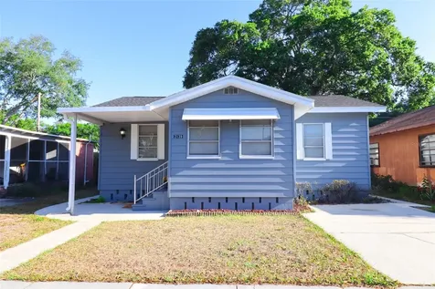 2139 44th Avenue N St Petersburg FL 33714