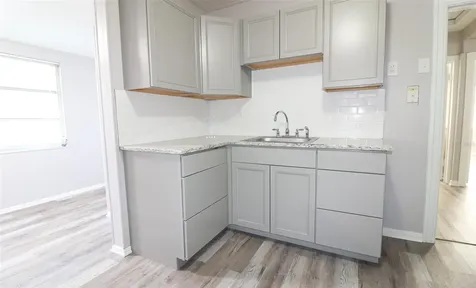 2139 44th Avenue N St Petersburg FL 33714
