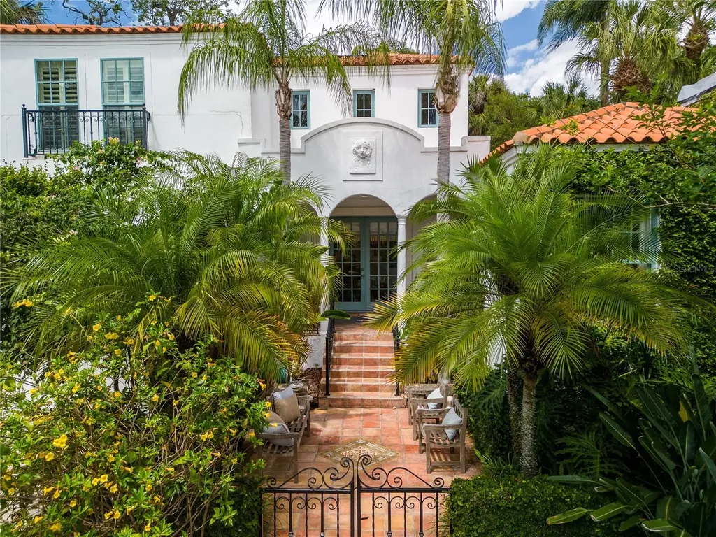 4903 W Dryad Street Tampa FL 33629