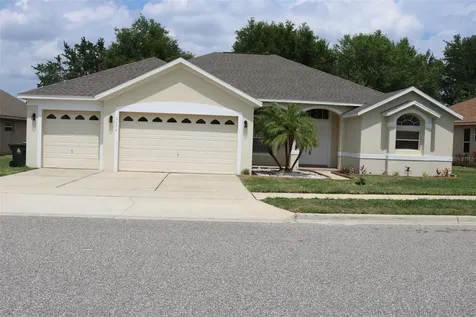 2454 Holly Berry Circle Clermont FL 34711