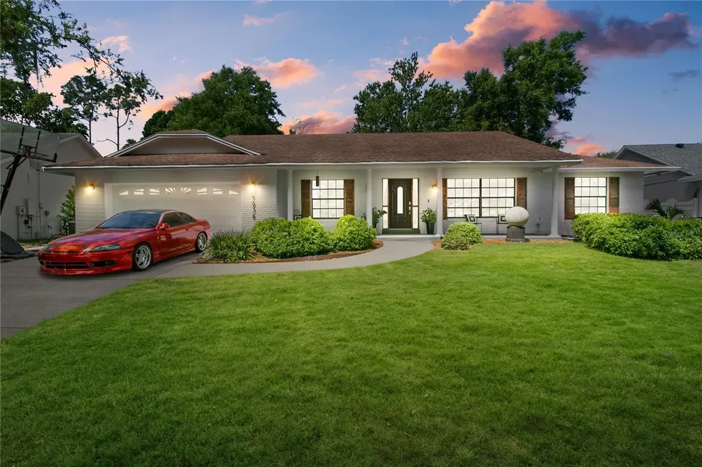 5938 Pitch Pine Drive Orlando FL 32819
